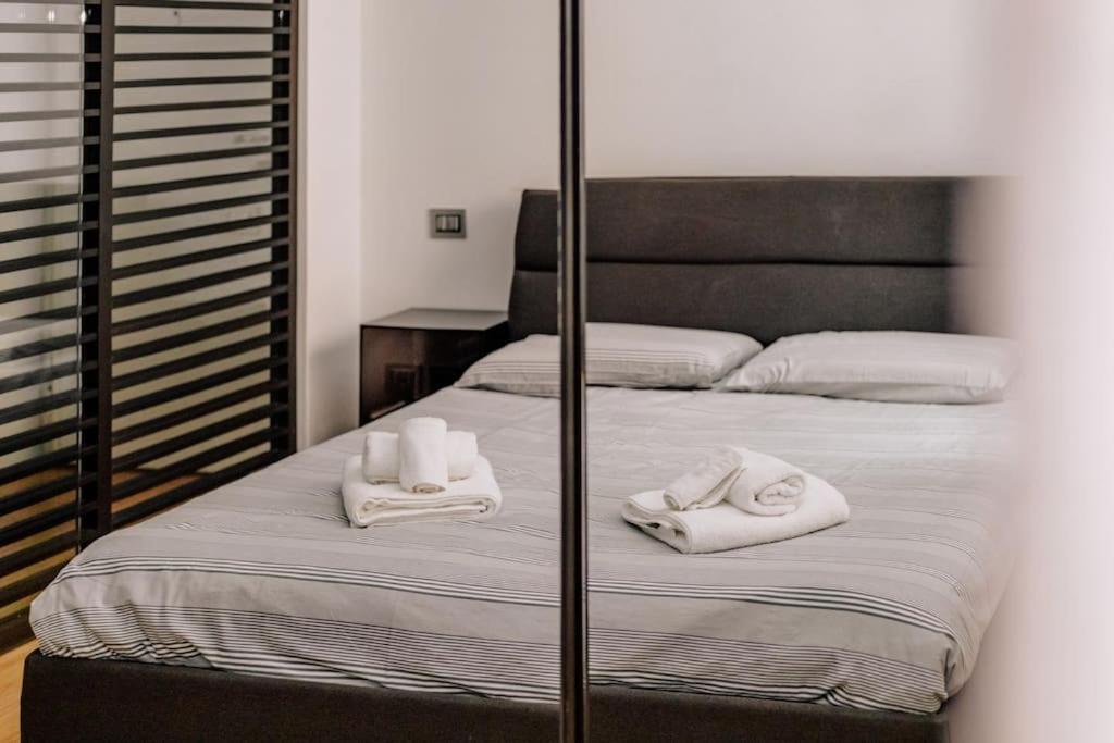Casa Penelope Apartment Milan Bagian luar foto